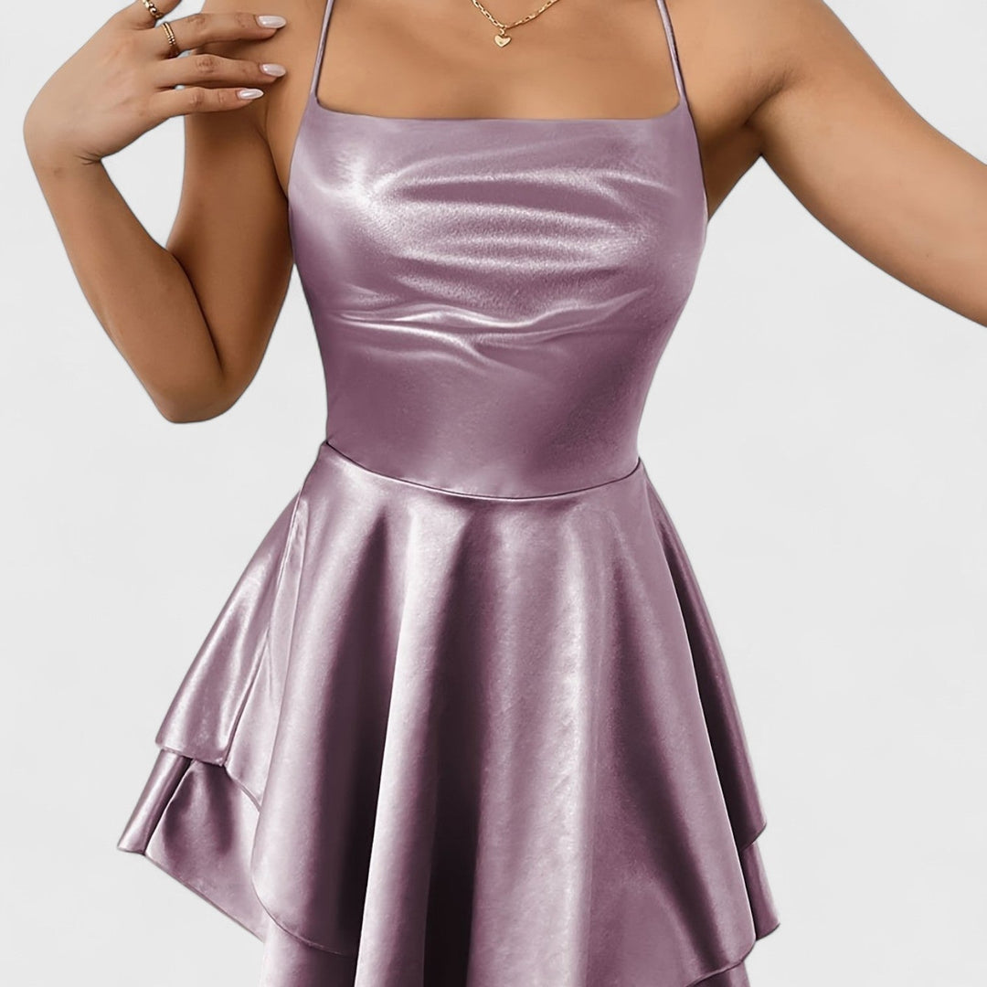 ELYRA™ | Elegantes, rückenfreies Kleid mit quadratischem Ausschnitt