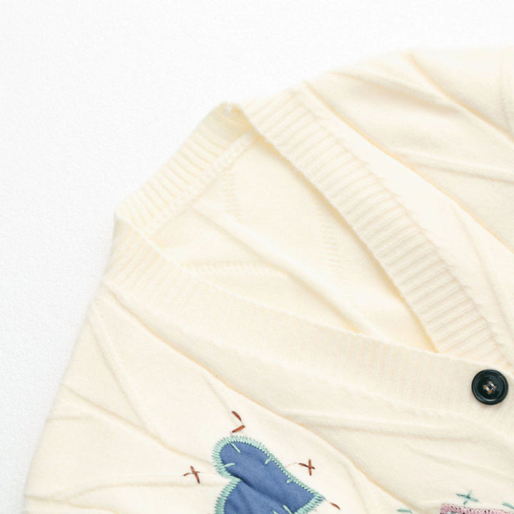 ELYRA™ | Gestrickter Herz-Pullover