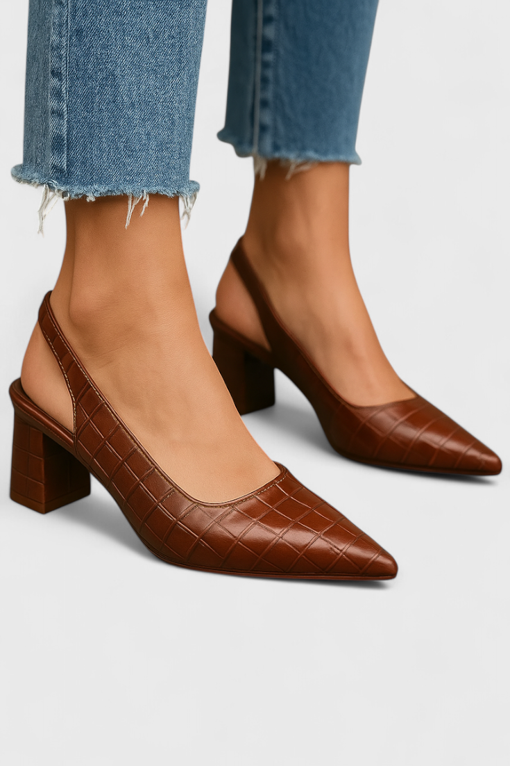 ELYRA™ | Slingback with Pointed Toe
