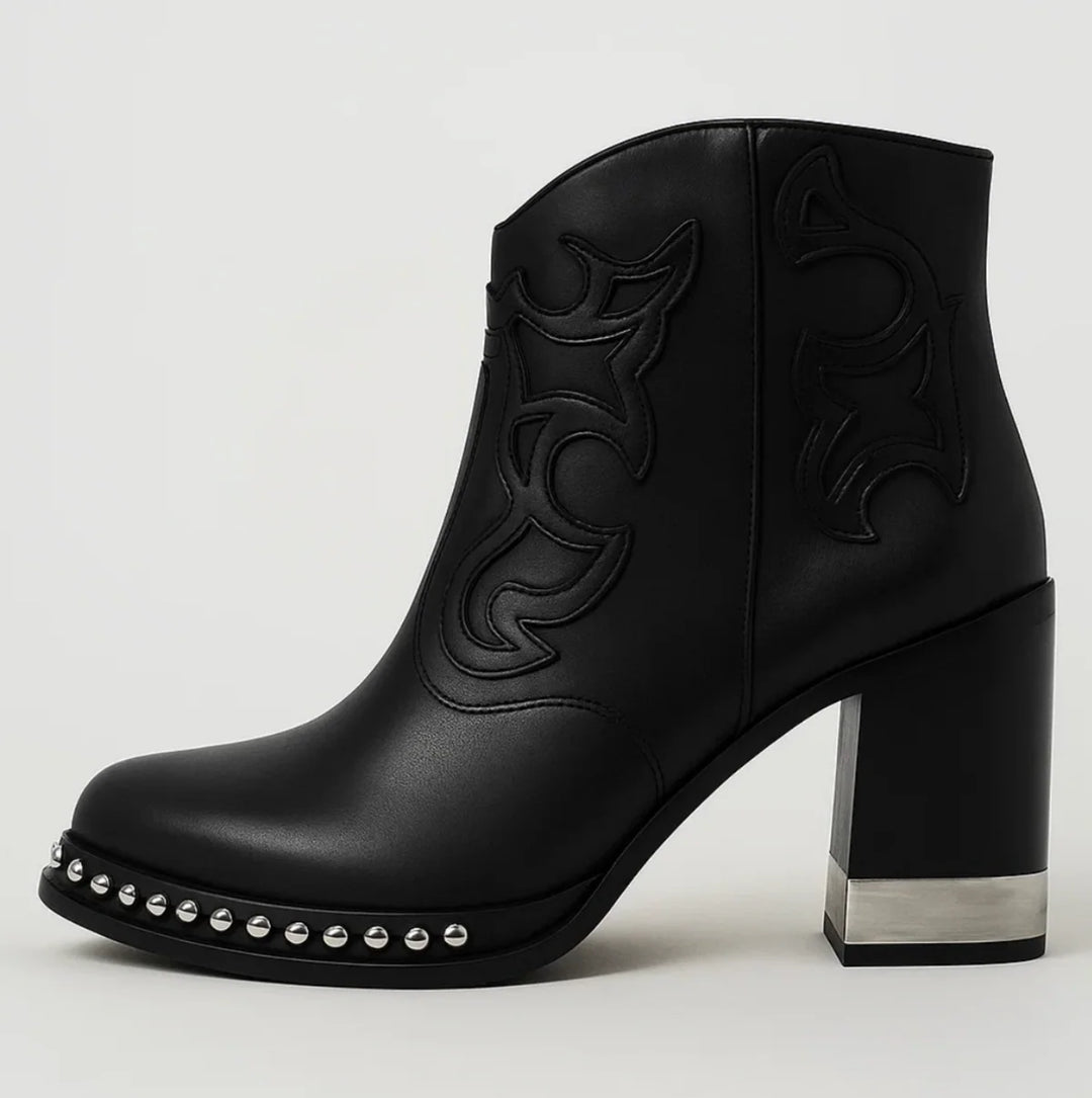 ELYRA™ | Leather Ankle Boots
