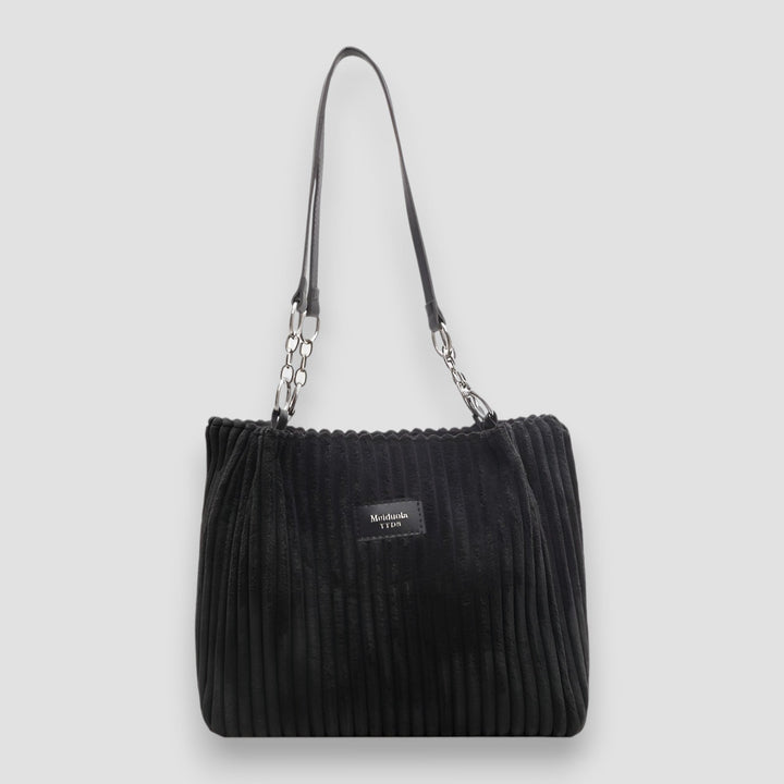 ELYRA™ | Valerie Tasche