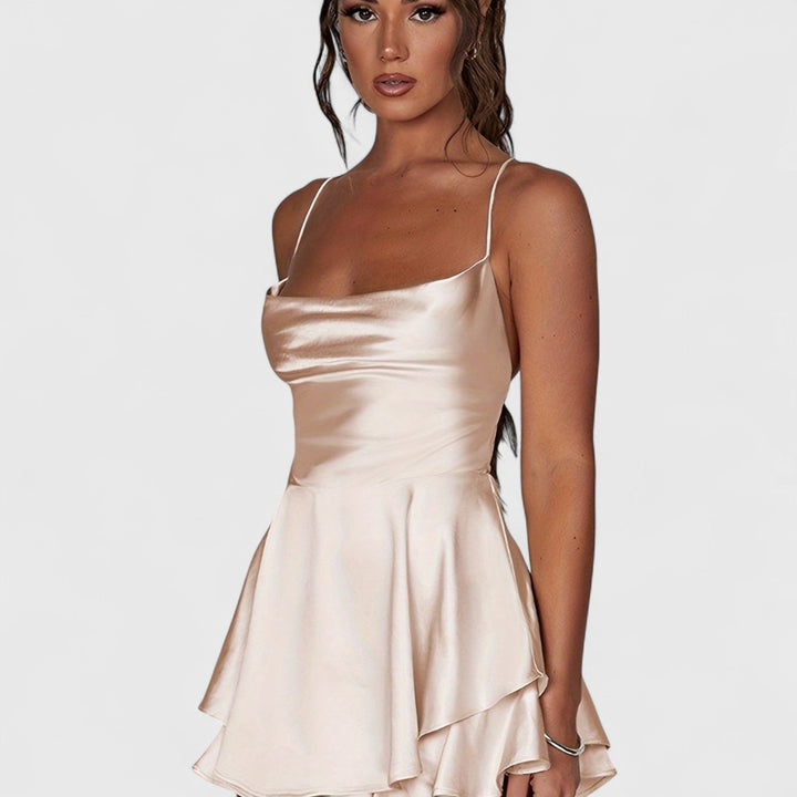 ELYRA™ | Elegantes, rückenfreies Kleid mit quadratischem Ausschnitt