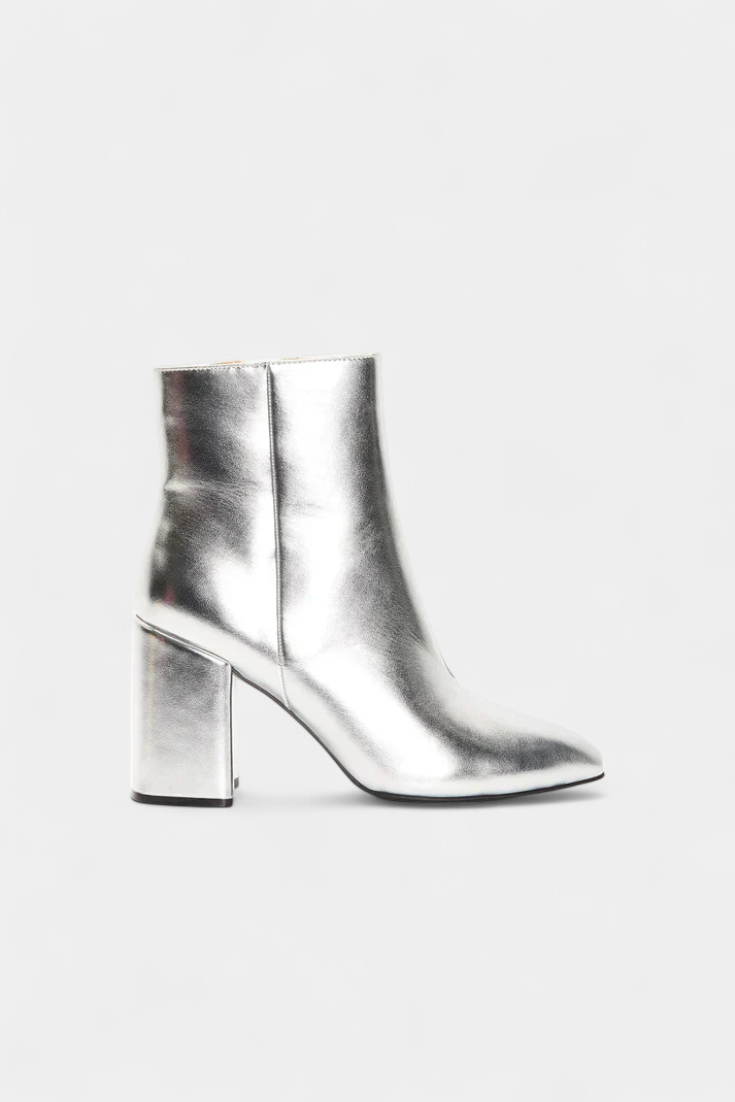 ELYRA™ | Silber Metallic High Heel Stiefel